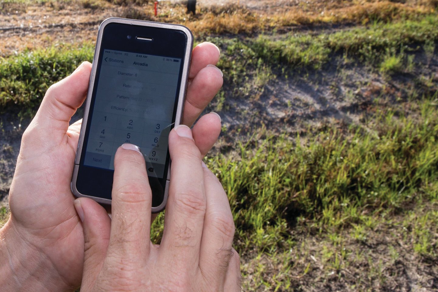 A new UF/IFAS app, similar to the one shown here, helps users identify and avoid toxic plants.